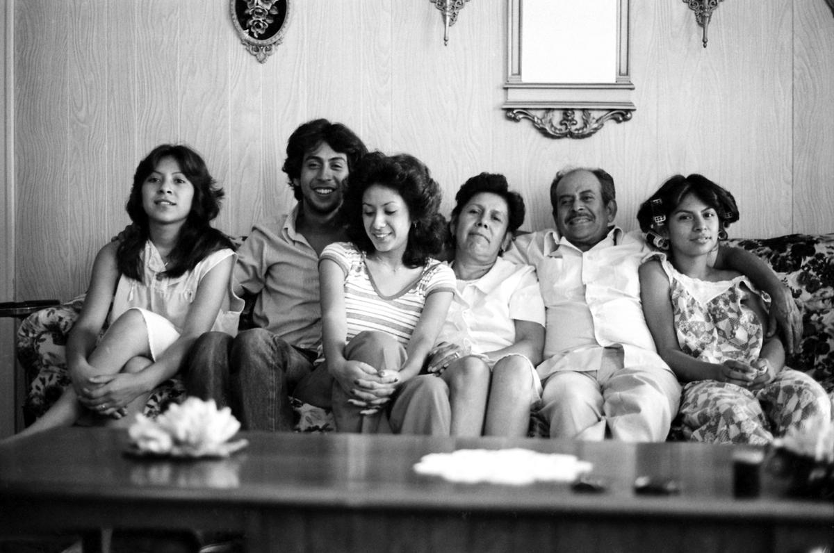 Louis Jacinto, onodream, fine art, portraiture, Family
