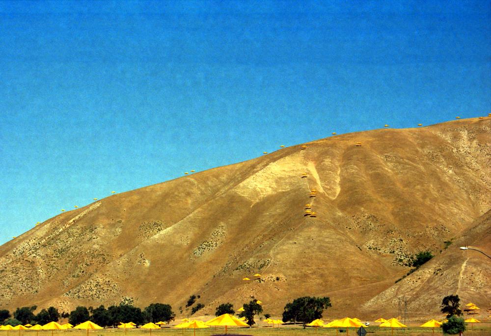 Christo, Umbrellas Project, Fort Tejon, Louis Jacinto, Landscape Photography
